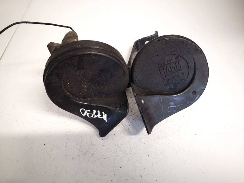 E335717 Audi A6 1995 Sygnalizator dźwiękowy