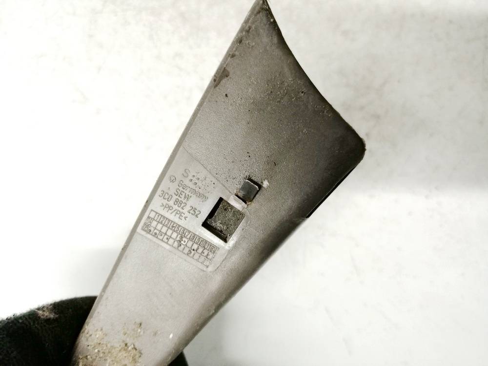 3C0882252 BMW 5-Series 2011 Innenausstattung - Thumbnail 3