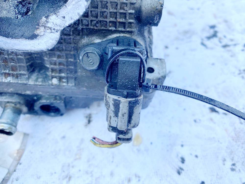 Subaru Forester 2010 Camshaft position sensor