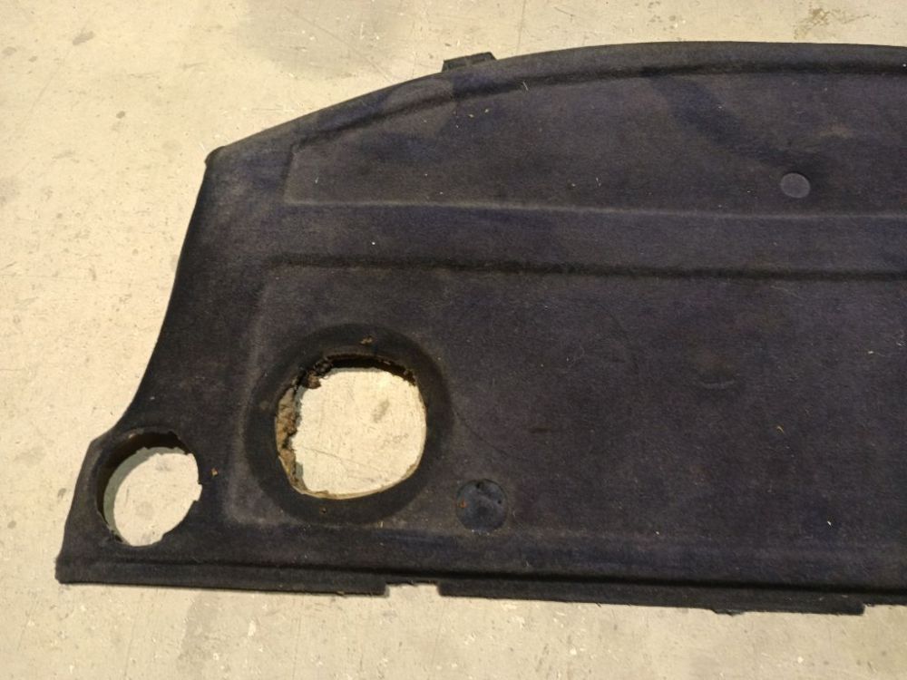 Audi 100 1993 Hattuhylly - Thumbnail 2