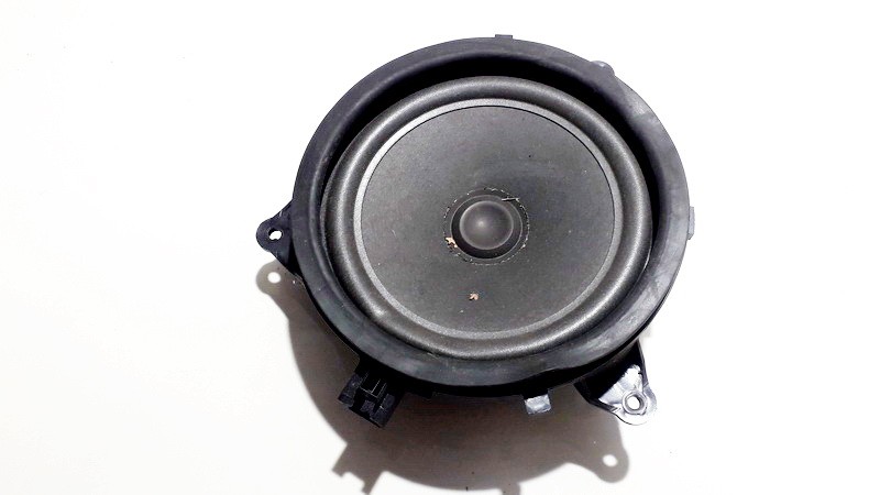30745941 Volvo S60 2003 Speaker (audio)