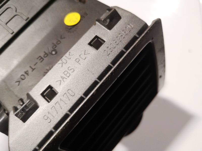 230635620 Opel Signum 2003 ventilation intérieur - Thumbnail 3