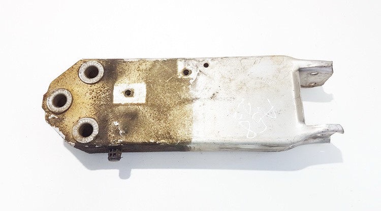 42580H6204REF01US BMW 7-Series 2012 Uchwyt zderzaka - TYLNE PRAWE