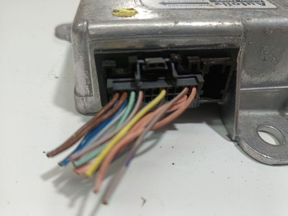 8200407548A Renault Megane 2004 Airbag crash sensors module - Thumbnail 4