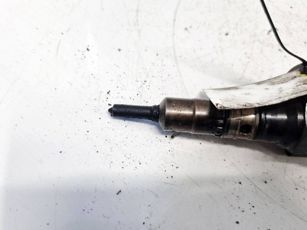 03G130073G Volkswagen Golf 2005 Degvielas iesmidzinātājs (inžektors) - Thumbnail 2