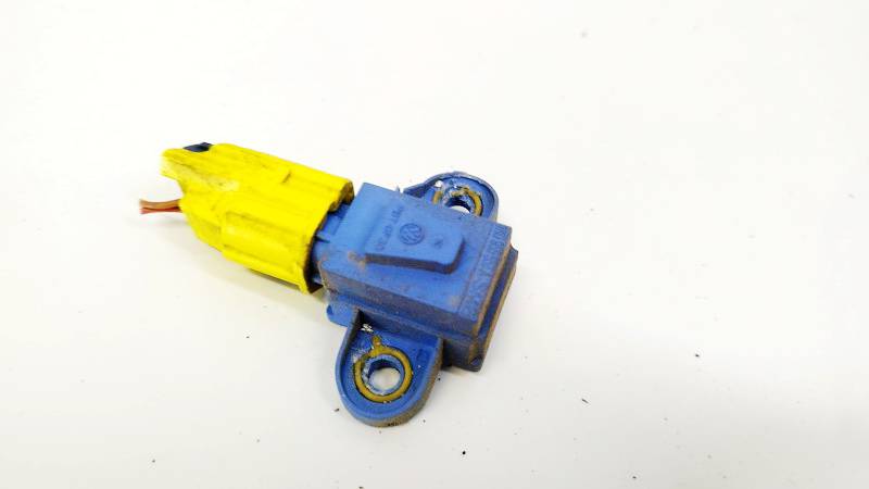 1K0955557A Volkswagen Passat 2006 Srs Airbag crash sensor - Thumbnail 2