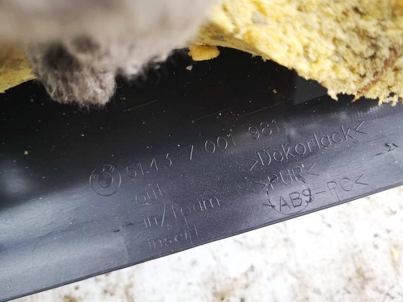 51437001981 BMW 7-Series 2004 Pillar Trim - MIDDLE LEFT - Thumbnail 3