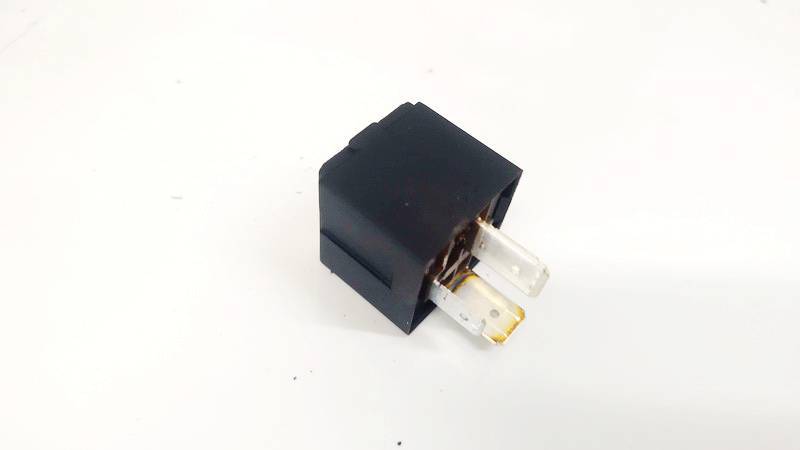 46520429 Fiat Punto 2008 RELÉ PARA AUTOMÓVIL