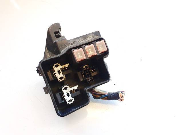 5054 Toyota Previa 2006 Fuse box