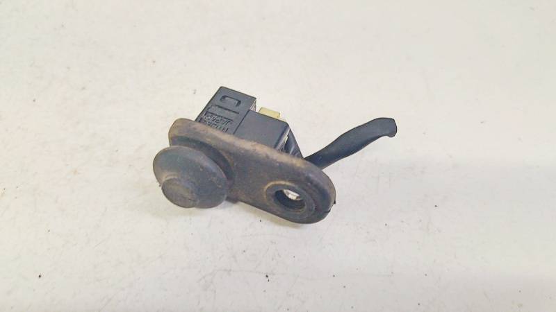 Mitsubishi Colt 2005 Durvju kontakti – kreisā puse