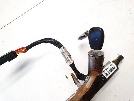 36451710NN Dacia Logan 2012 Aizdedzes slēdzene