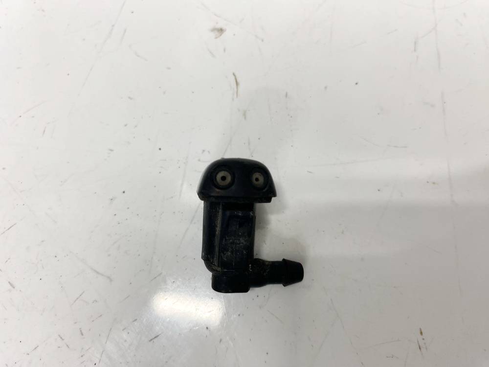 Toyota Yaris 2000 Форсунка омывателя лобового стекла - Thumbnail 3