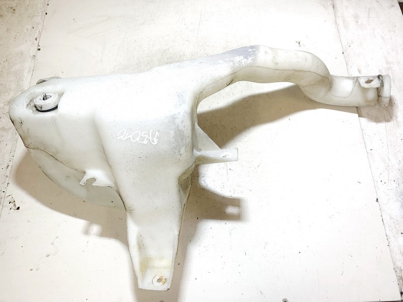 19120261 Buick LaCrosse 2007 Windshield Washer Reservoir tank (WASHER BOTTLE)