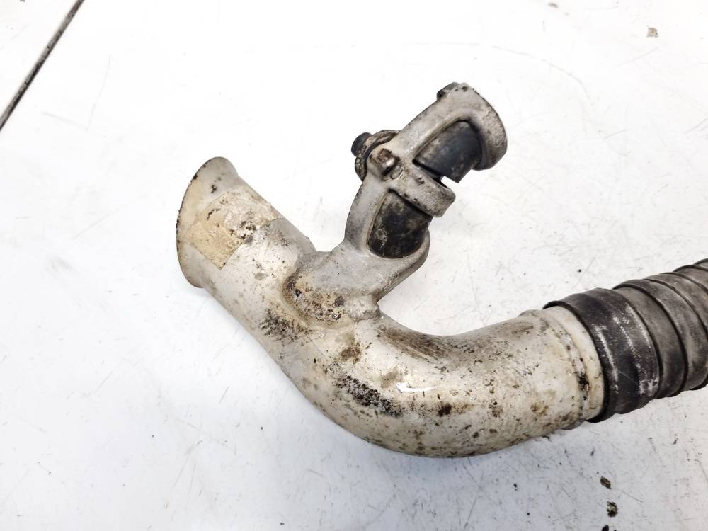 Skoda Octavia 2005 Interkulerio zarna -  slanga - Thumbnail 3