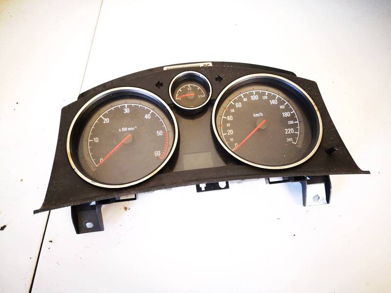13216684 Opel Zafira 2007 Speedometers - Cockpit - Speedo Clocks Instrument