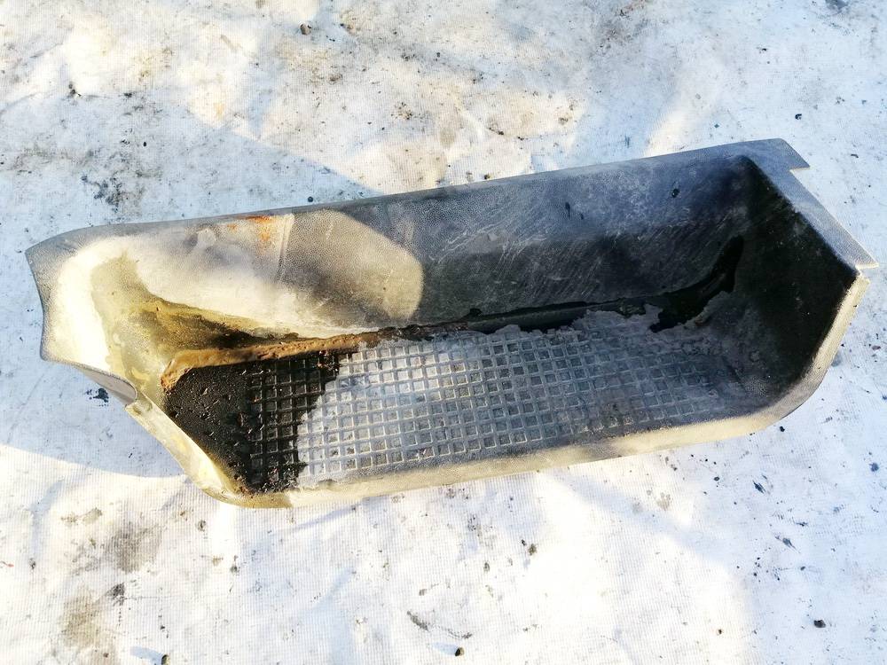 701863735A Volkswagen Transporter 1993 Interior door step trim - FRONT LEFT