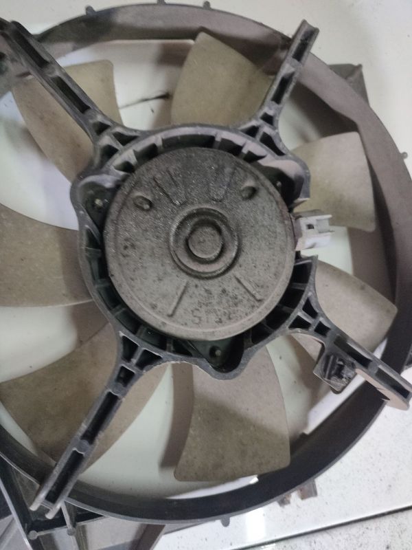 Mazda Premacy 2001 Difuzorius (radiatoriaus ventiliatorius) - Thumbnail 2