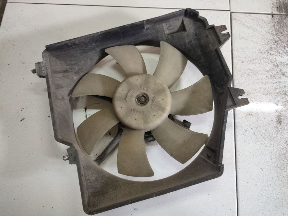 Mazda Premacy 2001 Difuzorius (radiatoriaus ventiliatorius) - Thumbnail 4