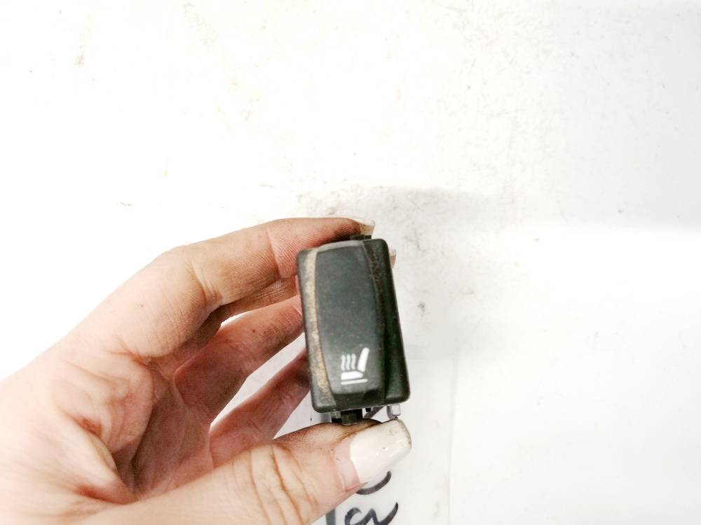 2648802 Seat Toledo 2000 Przycisk ogrzewania foteli - Thumbnail 2