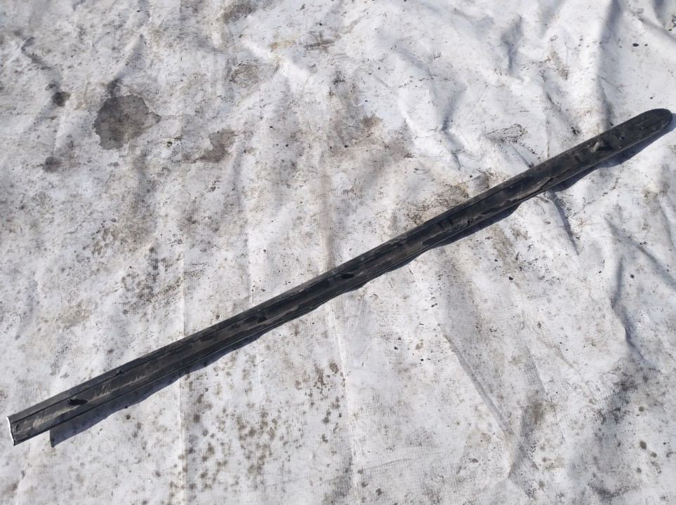 Toyota Avensis Verso 2002 Molding door - REAR LEFT - Thumbnail 2