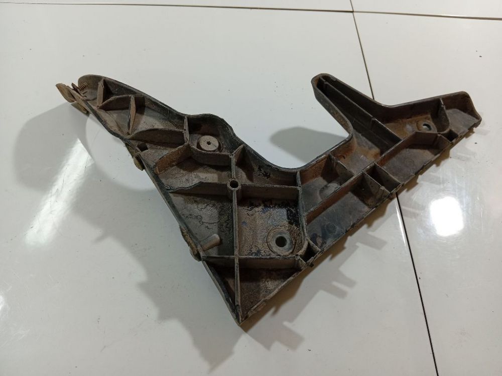 13867 Audi A6 2005 Bumper mounts (BUMPER BRACKET) - REAR RIGHT - Thumbnail 2