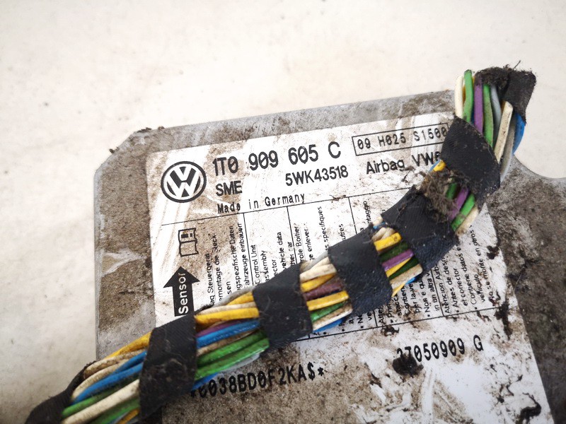 1T0909605C Volkswagen Touran 2006 Airbag crash sensors module - Thumbnail 2
