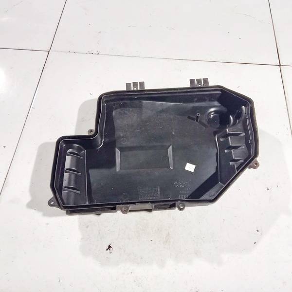 4F1907613 Audi A6 2009 Fuse Box Cover - Thumbnail 2