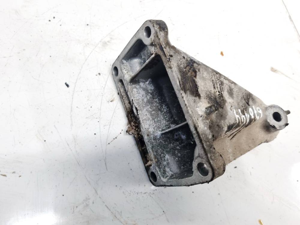 A1122232104 Mercedes-Benz C-CLASS 2002 Variklio kronsteinas ir Greiciu dezes kronsteinas - Thumbnail 2