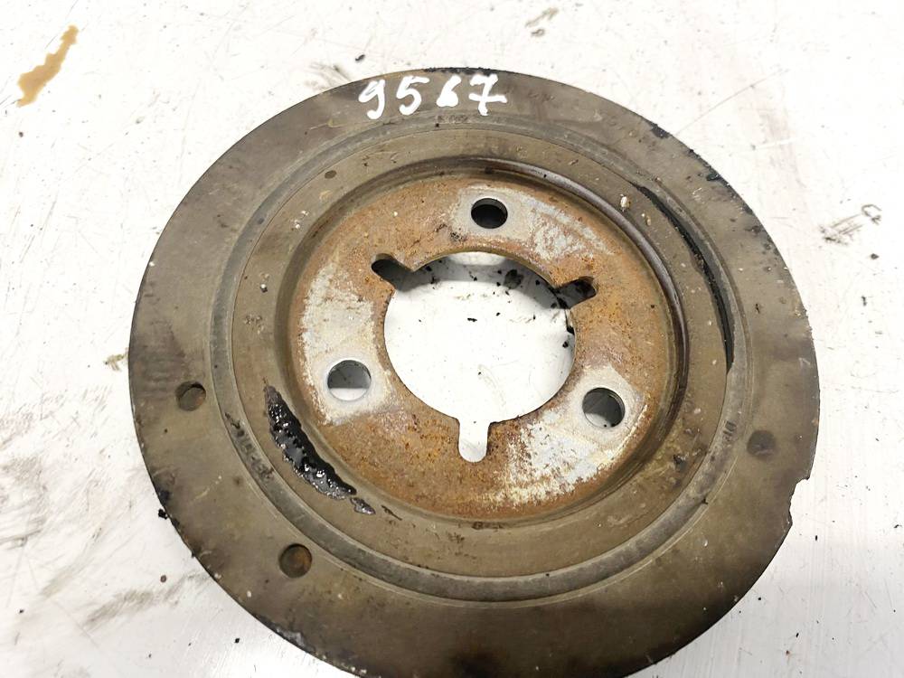 F102111A Peugeot 206 2004 Kloķvārpstas zobrats (plate – rullītis)