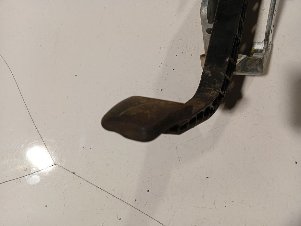 13192503 Opel Zafira 2006 Bremžu pedālis - Thumbnail 2