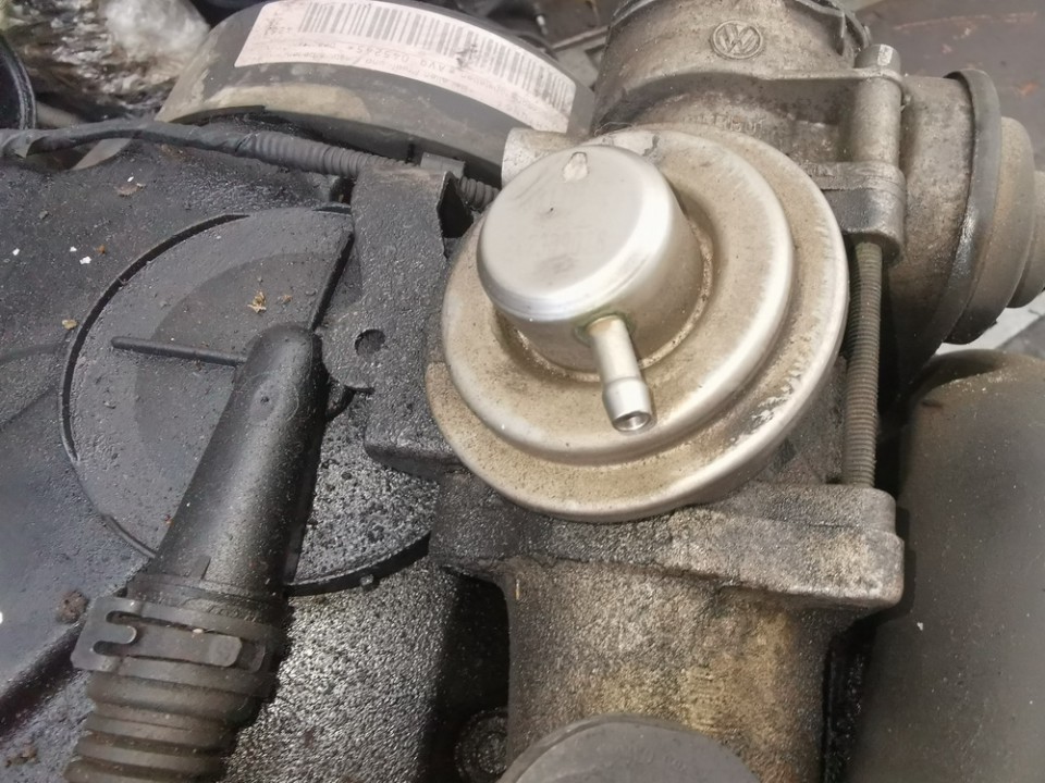 038131501S Volkswagen Touran 2003 EGR Valve Exhaust Gas
