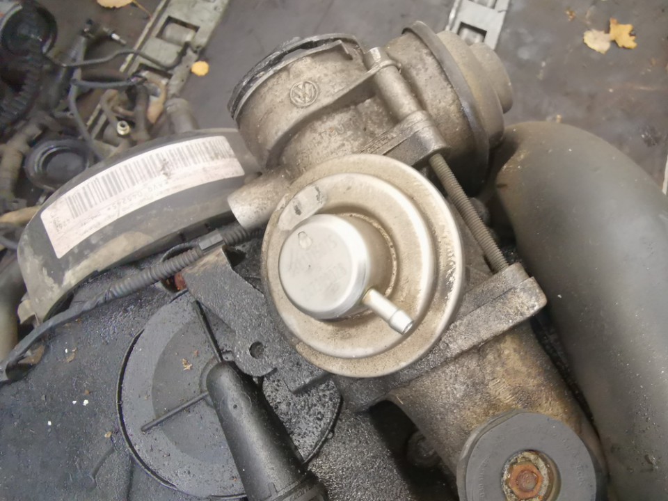 038131501S Volkswagen Touran 2003 EGR Valve Exhaust Gas - Thumbnail 3