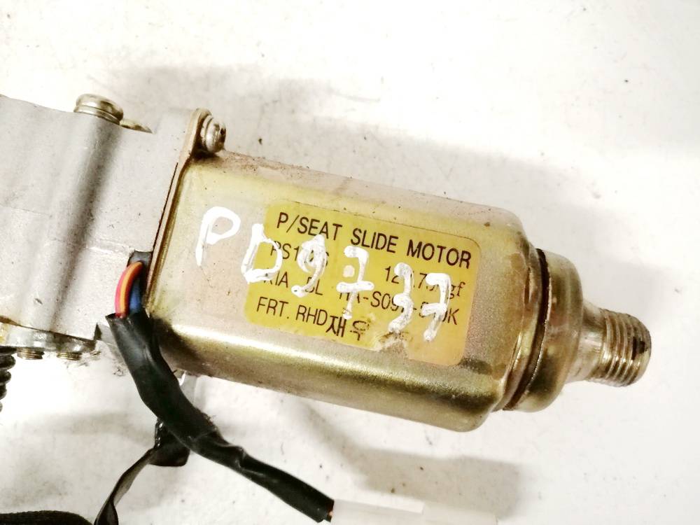 Kia Sorento 2004 Seat Motor Regulator - FRONT RIGHT - Thumbnail 3