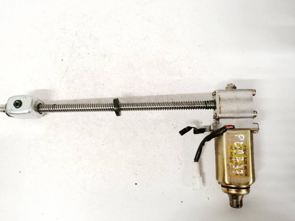 Kia Sorento 2004 Seat Motor Regulator - FRONT RIGHT