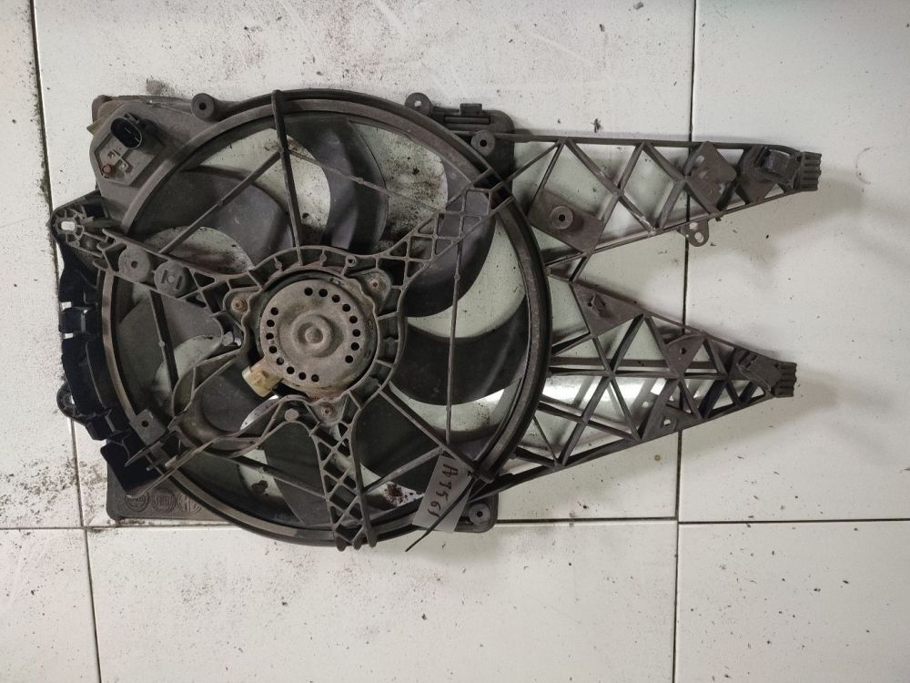 Fiat Doblo 2012 Dyfuzor (wentylator chłodnicy)