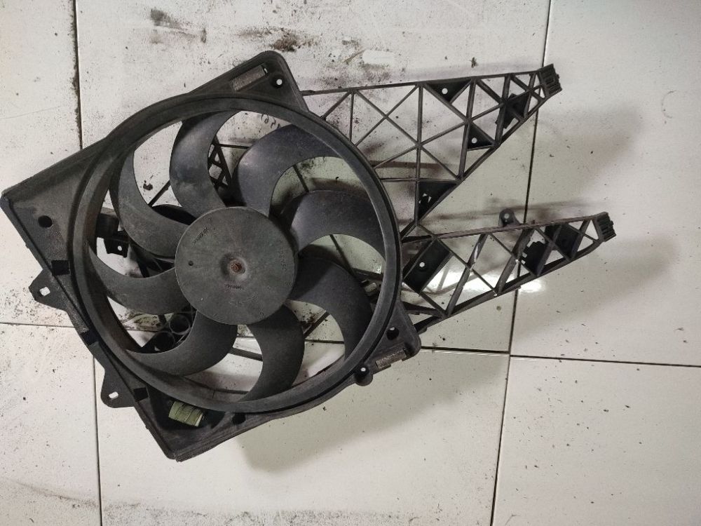 Fiat Doblo 2012 Dyfuzor (wentylator chłodnicy) - Thumbnail 4