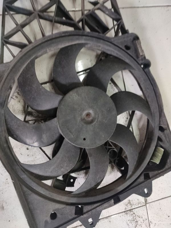 Fiat Doblo 2012 Dyfuzor (wentylator chłodnicy) - Thumbnail 5