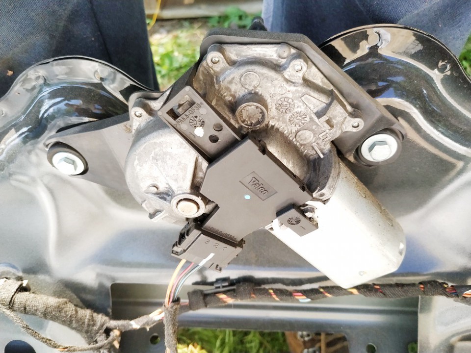 Mercedes-Benz ML-CLASS 2006 Моторчик стеклоочистителя задний - Thumbnail 2