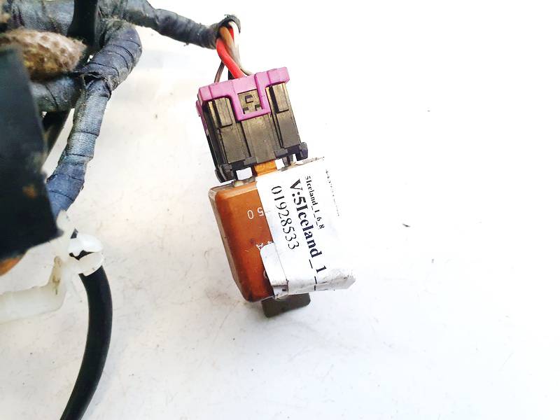 443951254A Audi A6 1994 Relay module - Thumbnail 2