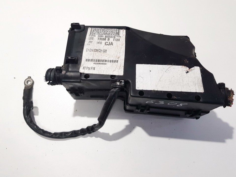 3M5T-14A067-BC Ford Focus 2006 Fuse box