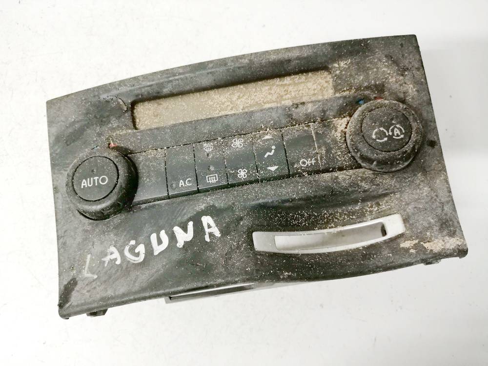 8200575240 Renault Laguna 2006 Peciuko valdymas