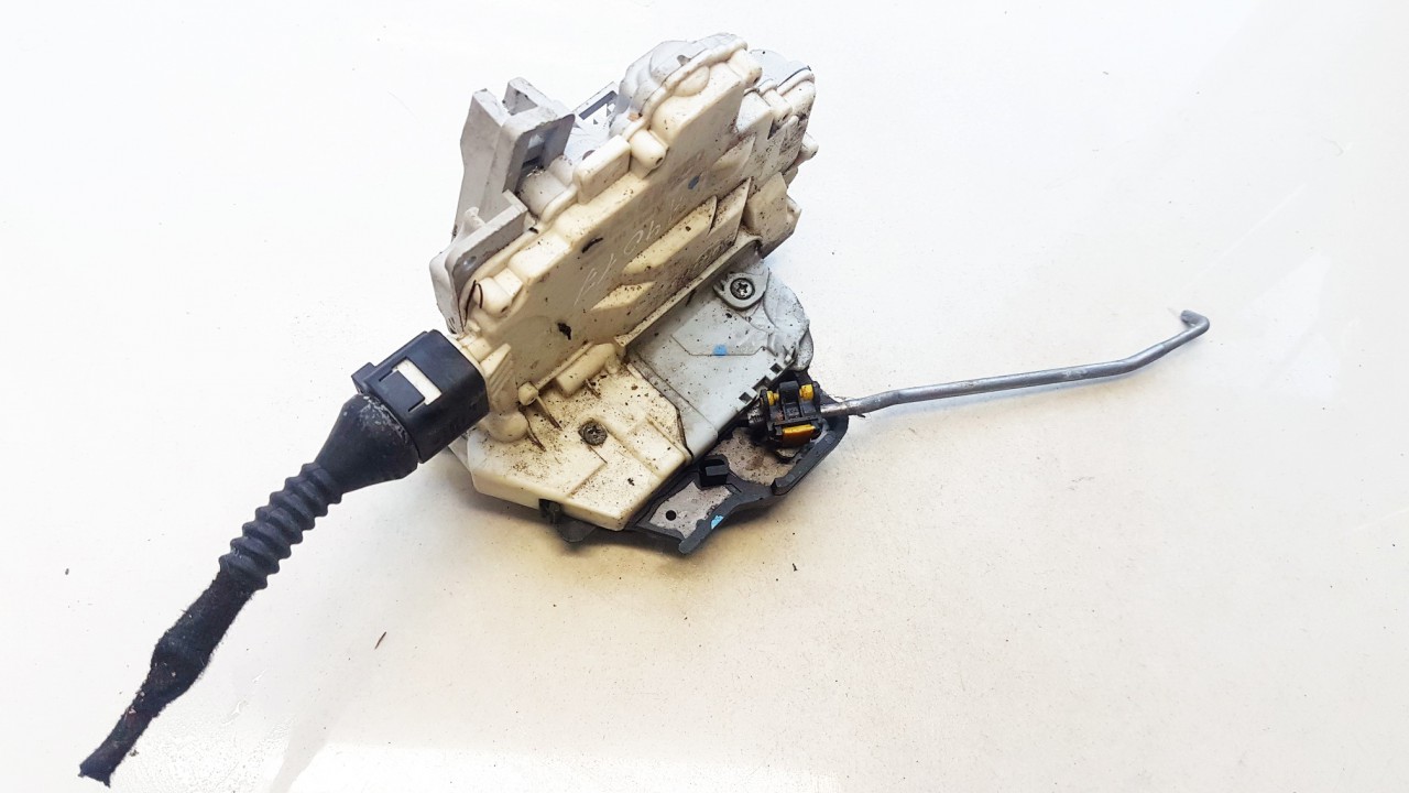 8E2837015 Audi A4 2007 Door Lock Mechanism - FRONT LEFT
