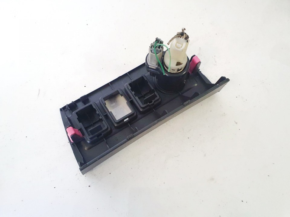 5544942010 Toyota RAV-4 2006 Allume-cigare Prise de courant - Thumbnail 3