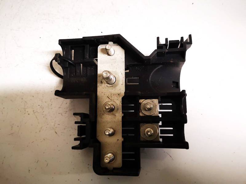 4F0941824 Audi A6 2005 Drošinātāju kārba