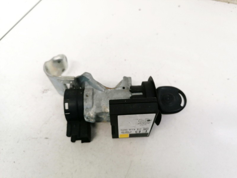 2441925 Opel Corsa 2000 Ignition Barrels (Ignition Switch)
