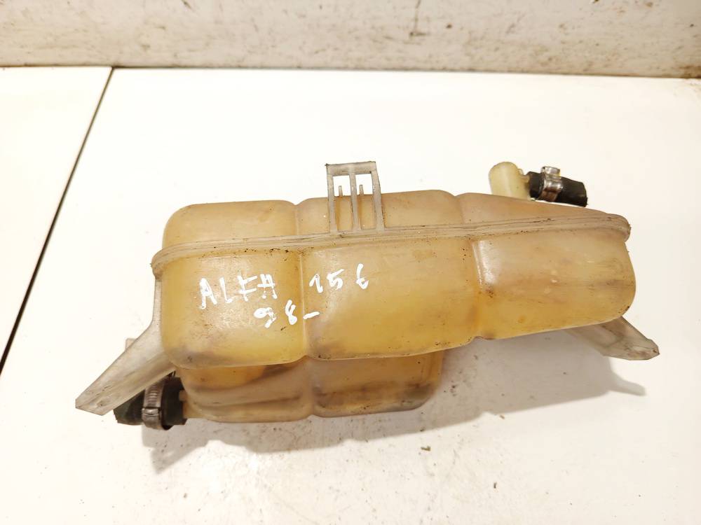 B309 Alfa-Romeo 156 1998 Expansion Tank coolant (RADIATOR EXPANSION TANK BOTTLE ) - Thumbnail 2