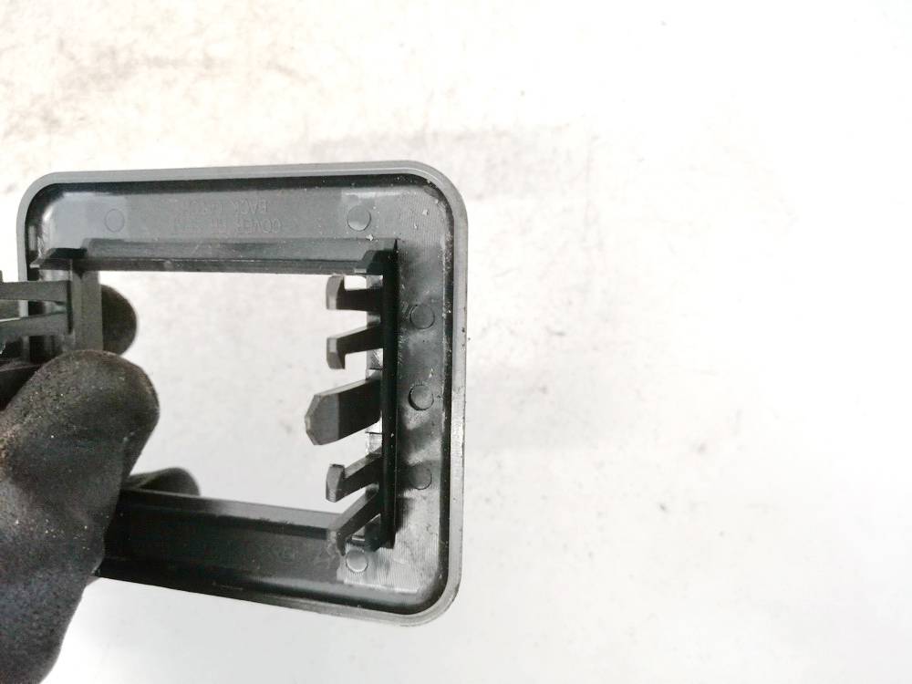 893312L000 Hyundai i30 2009 Wykończenie wnętrza (plastikowe elementy) - Thumbnail 3