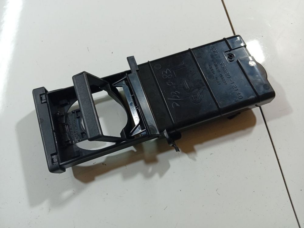 5562012140 Toyota Auris 2007 Puodeliu laikiklis - Thumbnail 2