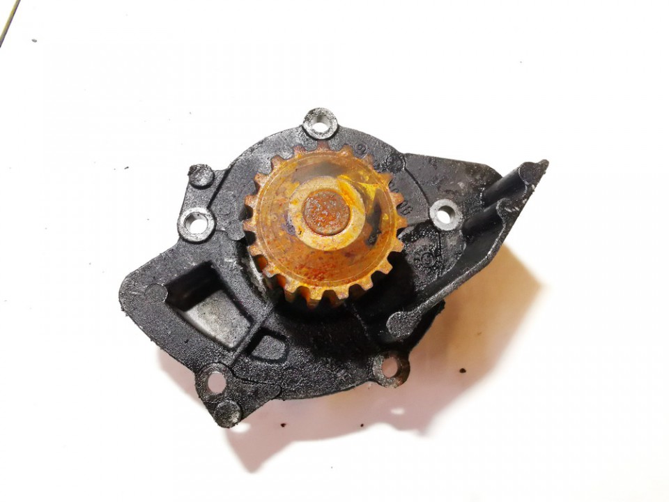 9630504410 Ford Focus 2006 Water pump - Thumbnail 3