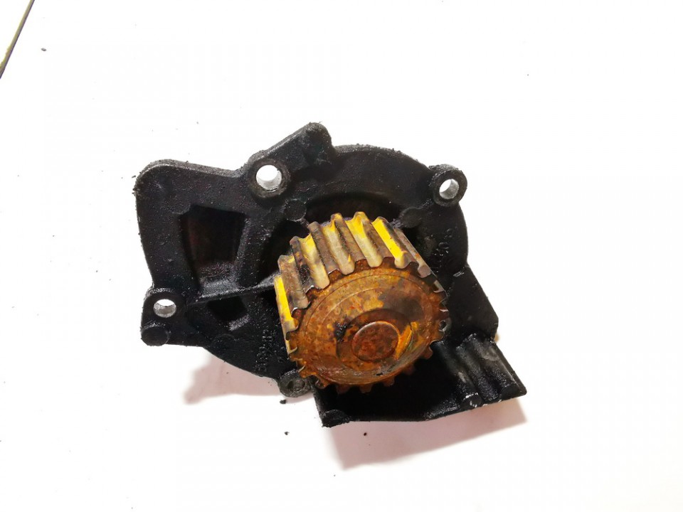 9630504410 Ford Focus 2006 Water pump - Thumbnail 2
